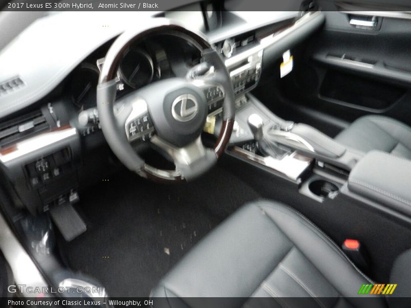 Atomic Silver / Black 2017 Lexus ES 300h Hybrid