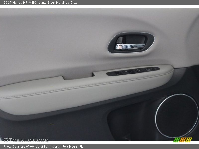 Lunar Silver Metallic / Gray 2017 Honda HR-V EX