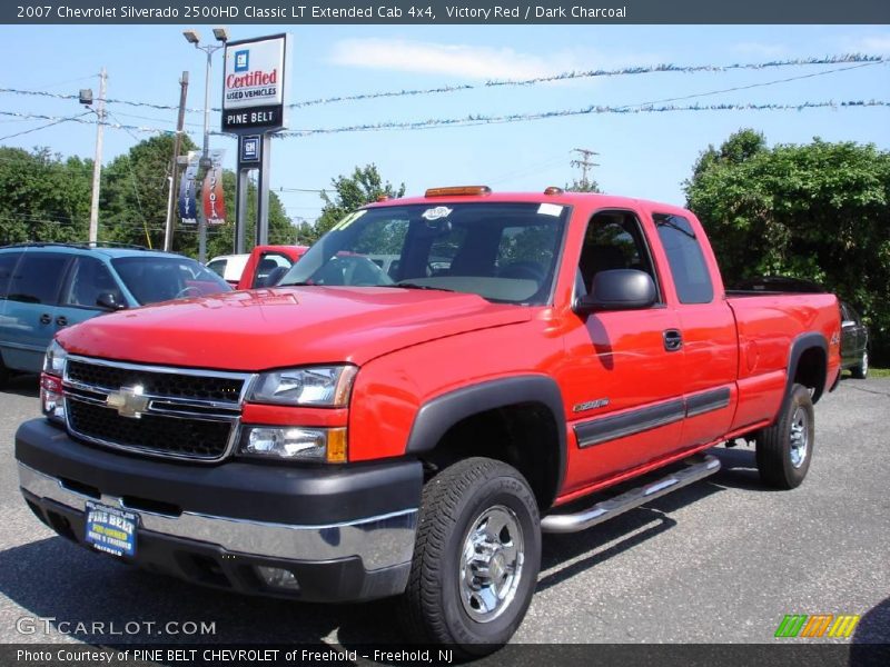 Victory Red / Dark Charcoal 2007 Chevrolet Silverado 2500HD Classic LT Extended Cab 4x4