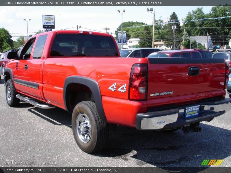 Victory Red / Dark Charcoal 2007 Chevrolet Silverado 2500HD Classic LT Extended Cab 4x4