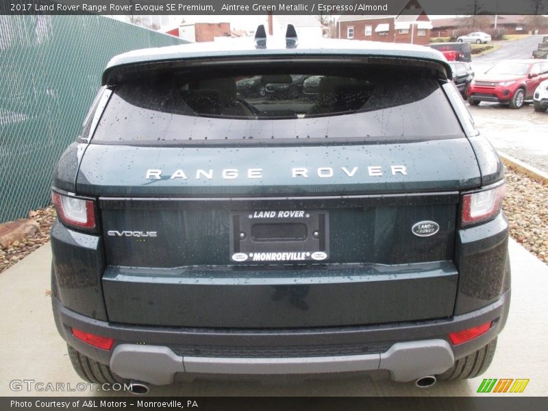 Aintree Green Metallic / Espresso/Almond 2017 Land Rover Range Rover Evoque SE Premium