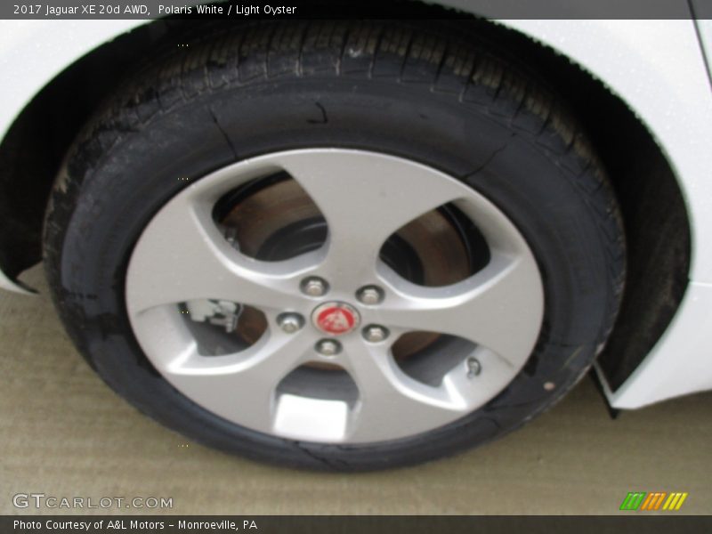 Polaris White / Light Oyster 2017 Jaguar XE 20d AWD