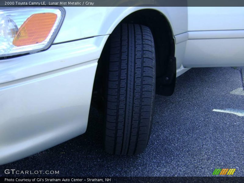 Lunar Mist Metallic / Gray 2000 Toyota Camry LE