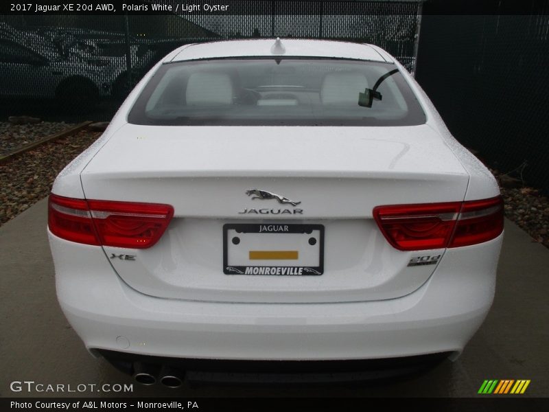 Polaris White / Light Oyster 2017 Jaguar XE 20d AWD