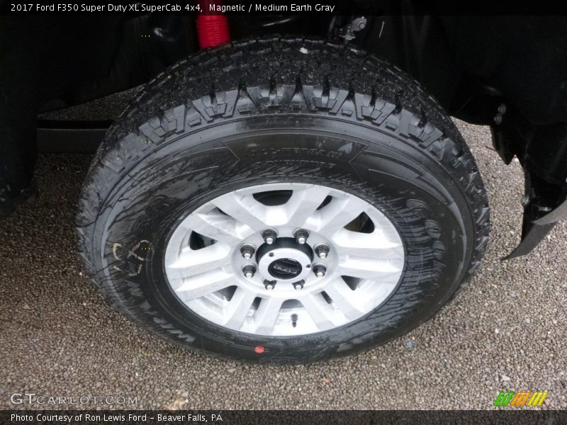 Magnetic / Medium Earth Gray 2017 Ford F350 Super Duty XL SuperCab 4x4