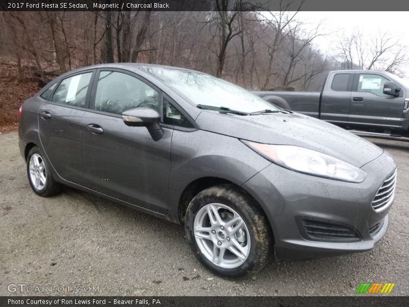  2017 Fiesta SE Sedan Magnetic