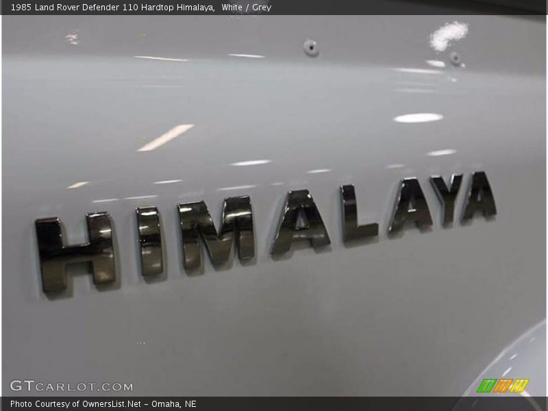  1985 Defender 110 Hardtop Himalaya Logo