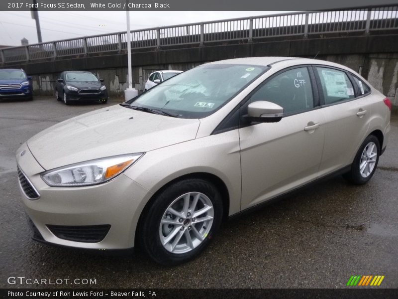 White Gold / Charcoal Black 2017 Ford Focus SE Sedan