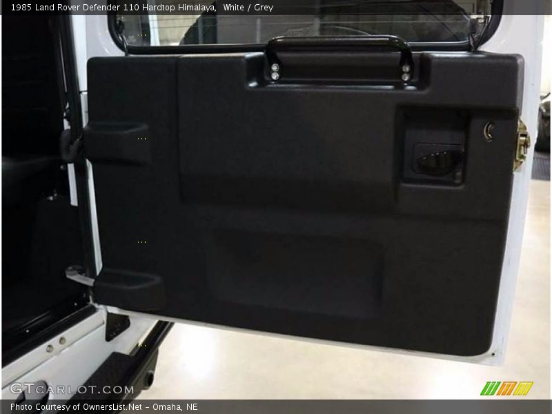 White / Grey 1985 Land Rover Defender 110 Hardtop Himalaya