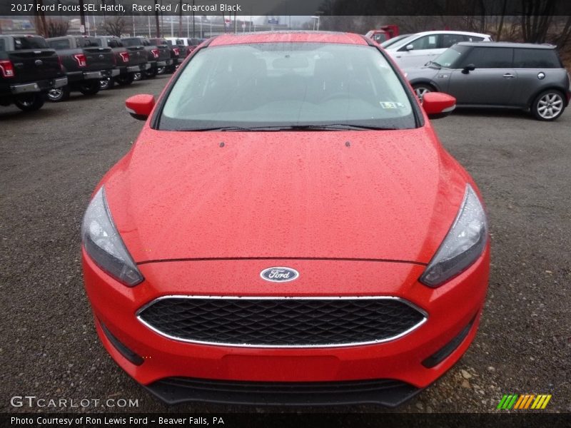Race Red / Charcoal Black 2017 Ford Focus SEL Hatch