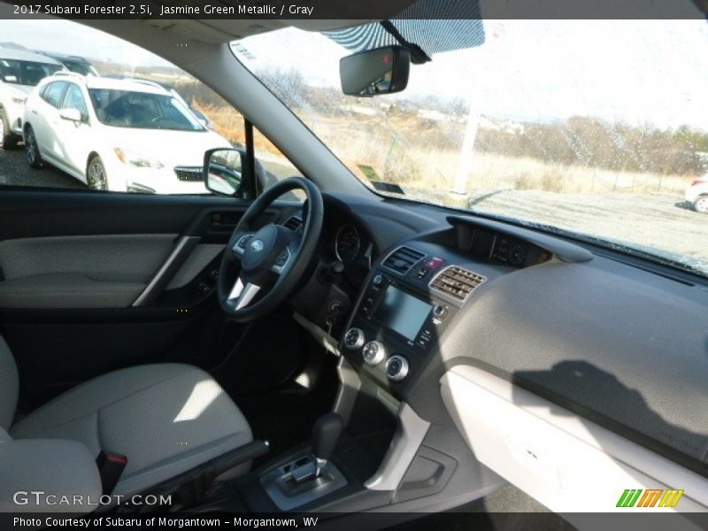 Jasmine Green Metallic / Gray 2017 Subaru Forester 2.5i