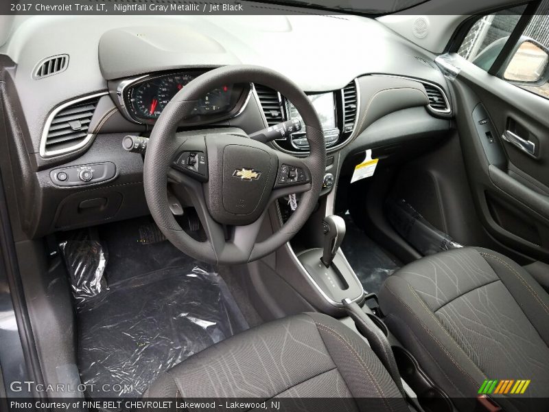 Nightfall Gray Metallic / Jet Black 2017 Chevrolet Trax LT