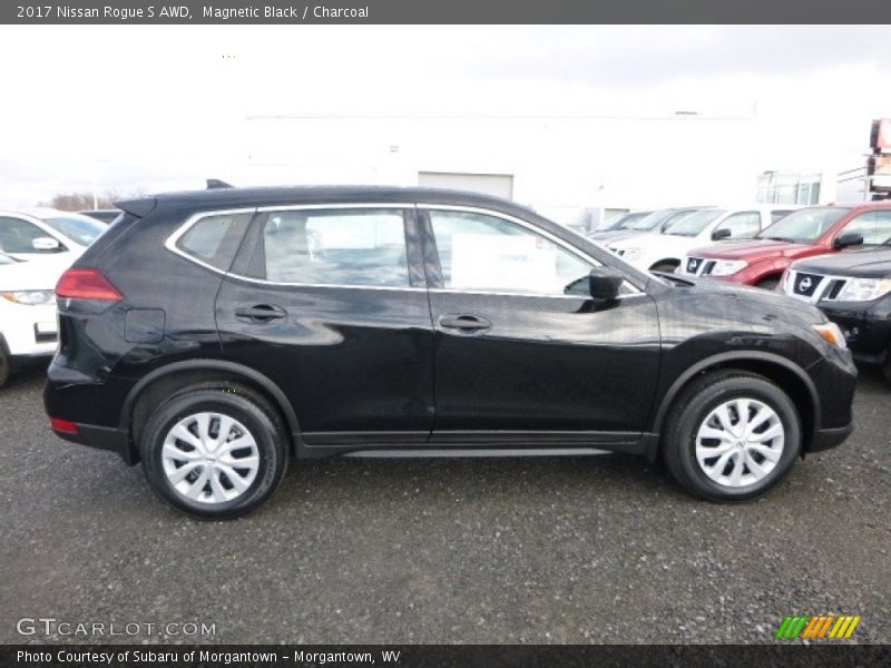  2017 Rogue S AWD Magnetic Black