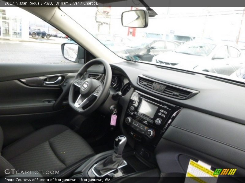 Dashboard of 2017 Rogue S AWD