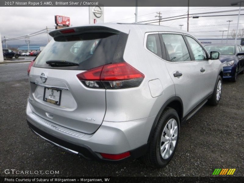 Brilliant Silver / Charcoal 2017 Nissan Rogue S AWD