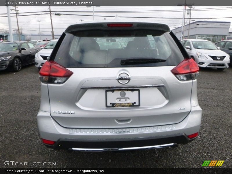 Brilliant Silver / Charcoal 2017 Nissan Rogue S AWD