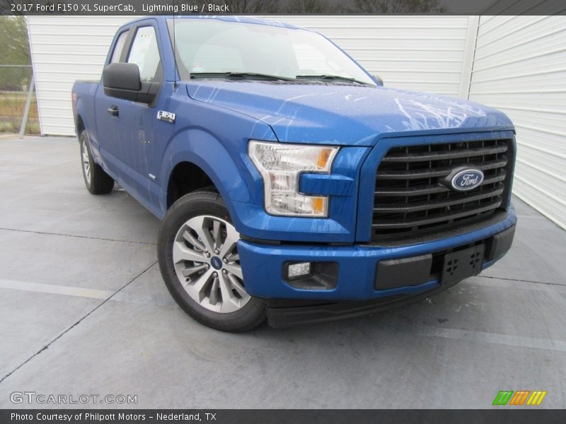 Lightning Blue / Black 2017 Ford F150 XL SuperCab
