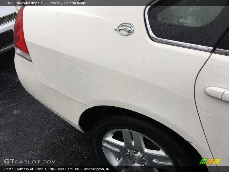 White / Neutral Beige 2007 Chevrolet Impala LT