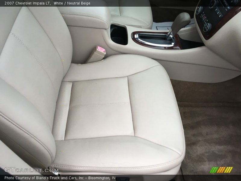 White / Neutral Beige 2007 Chevrolet Impala LT