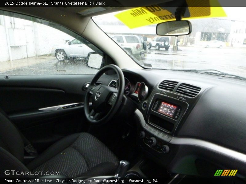 Granite Crystal Metallic / Black 2015 Dodge Journey SE
