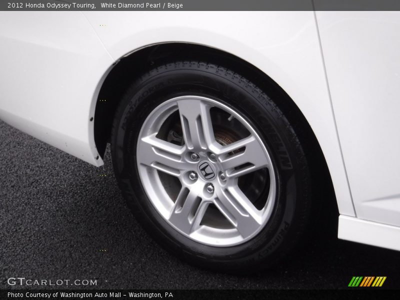 White Diamond Pearl / Beige 2012 Honda Odyssey Touring