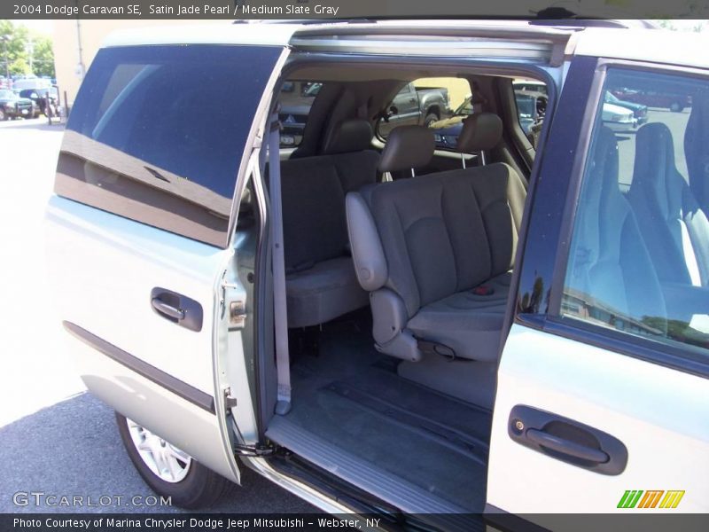 Satin Jade Pearl / Medium Slate Gray 2004 Dodge Caravan SE