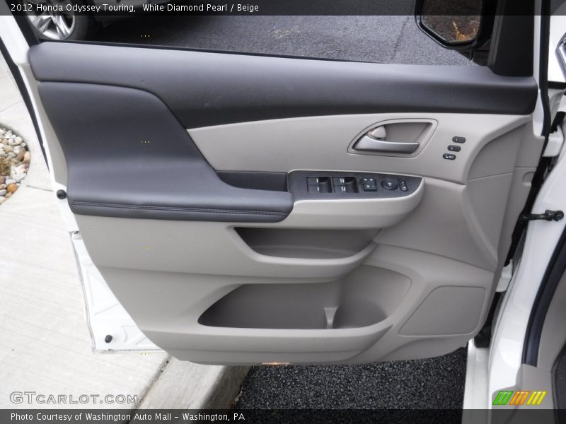 White Diamond Pearl / Beige 2012 Honda Odyssey Touring