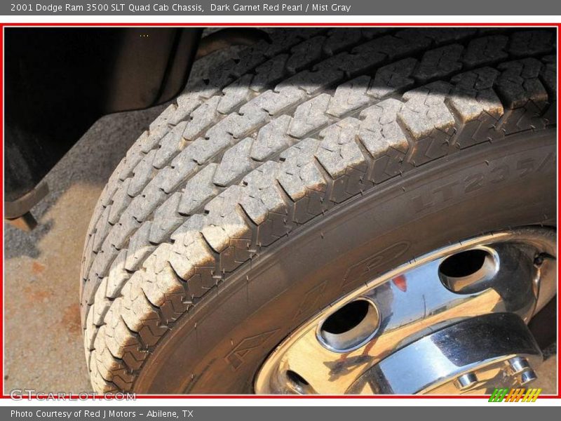 Dark Garnet Red Pearl / Mist Gray 2001 Dodge Ram 3500 SLT Quad Cab Chassis