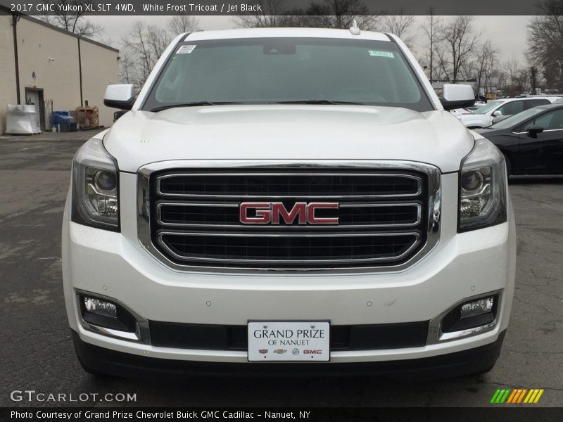 White Frost Tricoat / Jet Black 2017 GMC Yukon XL SLT 4WD