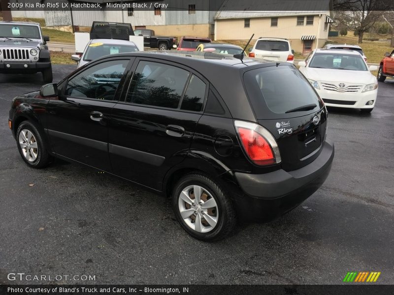 Midnight Black / Gray 2009 Kia Rio Rio5 LX Hatchback