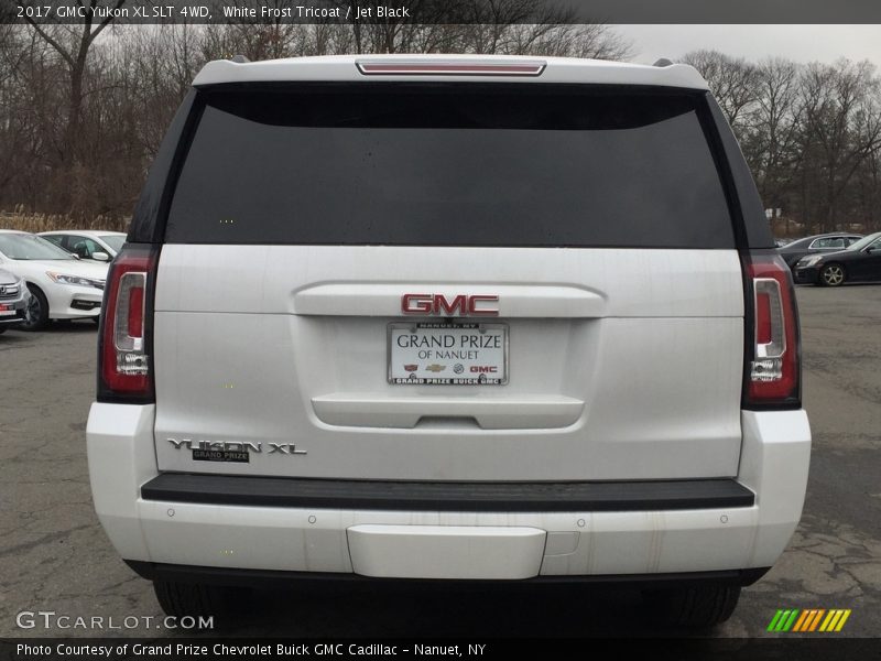 White Frost Tricoat / Jet Black 2017 GMC Yukon XL SLT 4WD