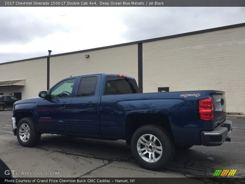 Deep Ocean Blue Metallic / Jet Black 2017 Chevrolet Silverado 1500 LT Double Cab 4x4