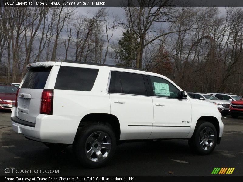 Summit White / Jet Black 2017 Chevrolet Tahoe LT 4WD