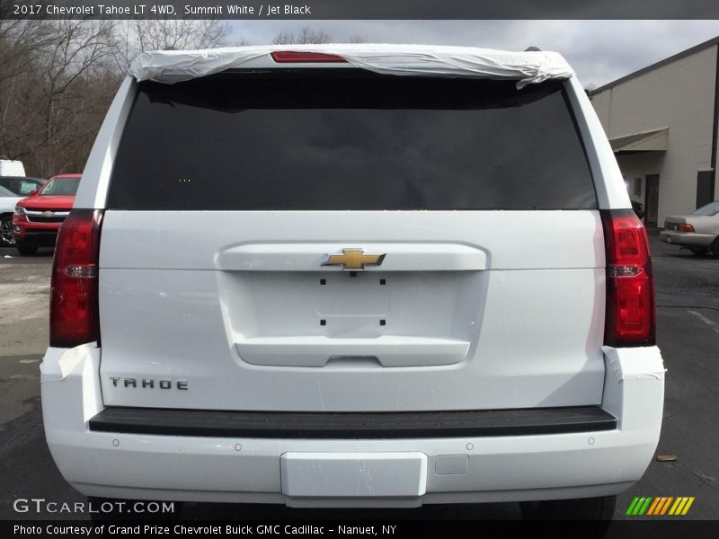 Summit White / Jet Black 2017 Chevrolet Tahoe LT 4WD