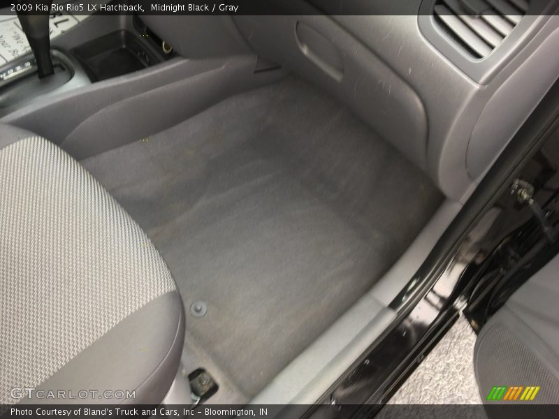 Midnight Black / Gray 2009 Kia Rio Rio5 LX Hatchback