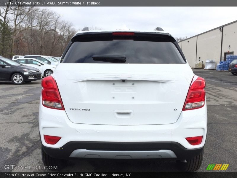 Summit White / Jet Black 2017 Chevrolet Trax LT AWD