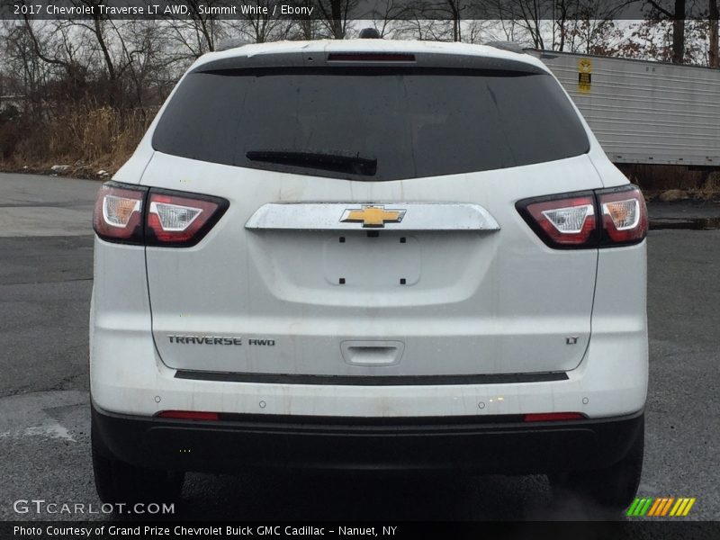 Summit White / Ebony 2017 Chevrolet Traverse LT AWD