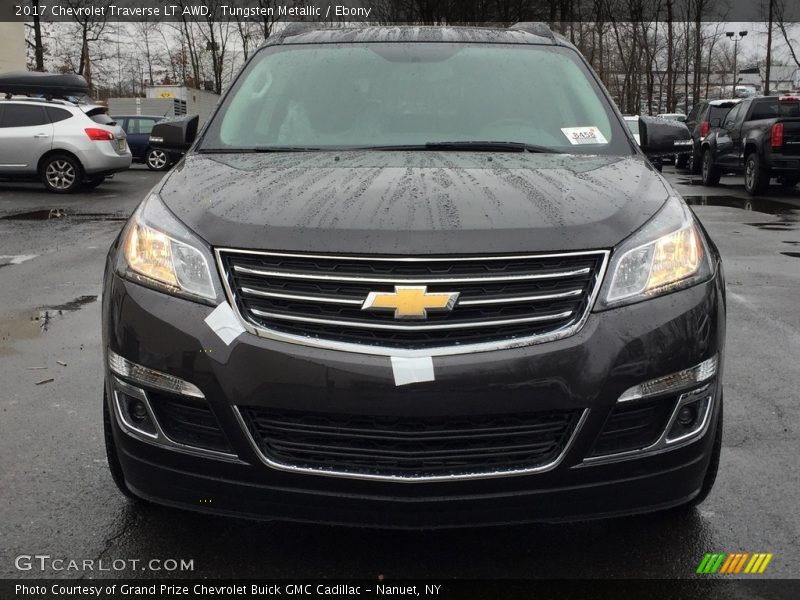 Tungsten Metallic / Ebony 2017 Chevrolet Traverse LT AWD