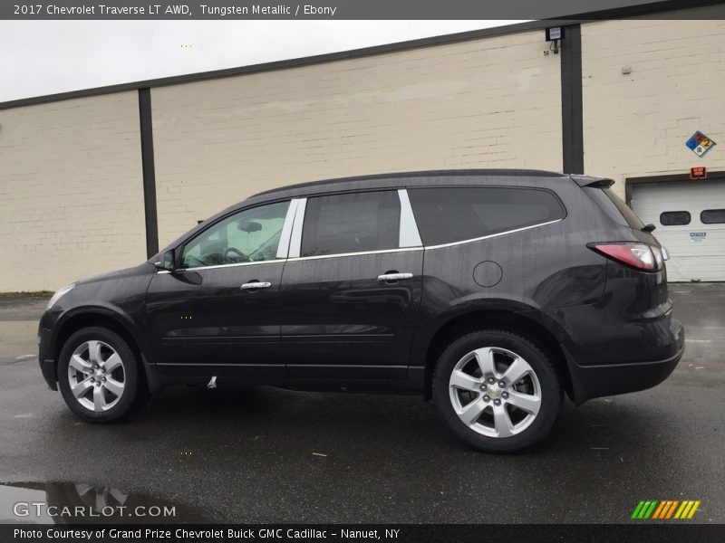 Tungsten Metallic / Ebony 2017 Chevrolet Traverse LT AWD