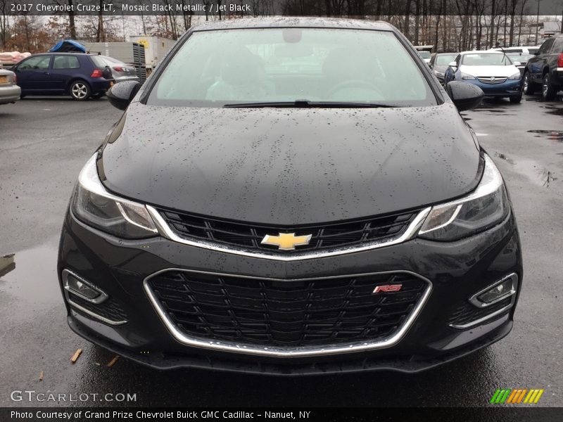Mosaic Black Metallic / Jet Black 2017 Chevrolet Cruze LT