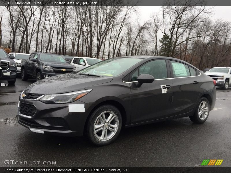 Tungsten Metallic / Jet Black 2017 Chevrolet Cruze LT