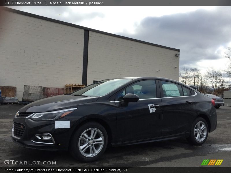 Mosaic Black Metallic / Jet Black 2017 Chevrolet Cruze LT