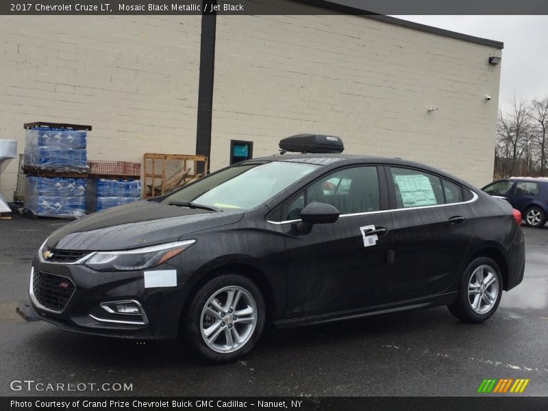 Mosaic Black Metallic / Jet Black 2017 Chevrolet Cruze LT