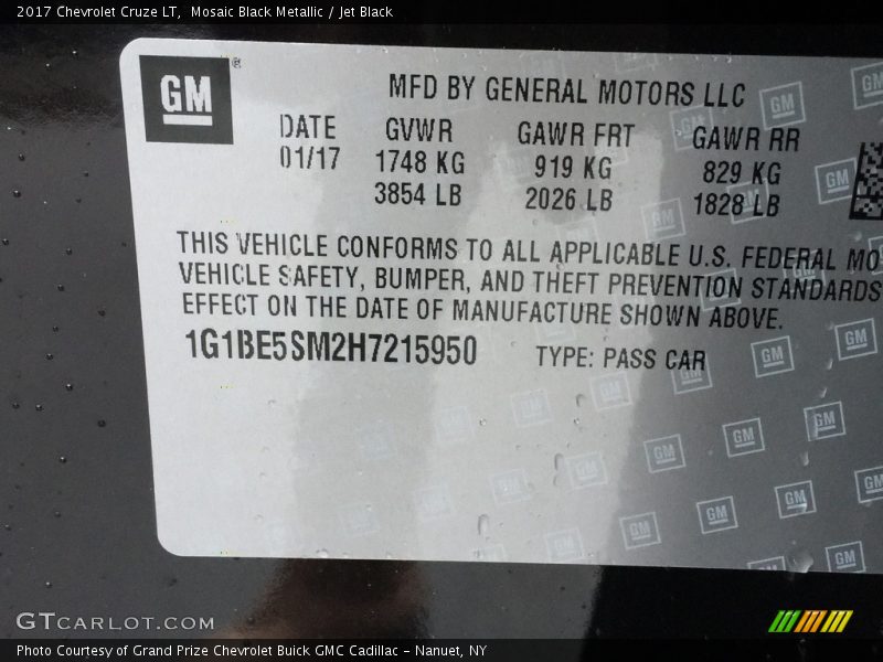 Mosaic Black Metallic / Jet Black 2017 Chevrolet Cruze LT