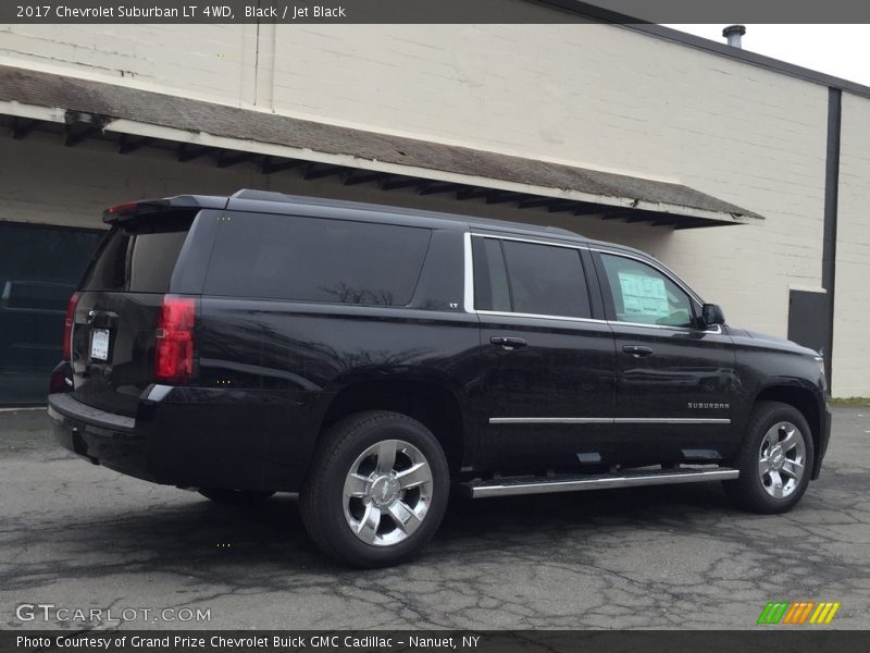 Black / Jet Black 2017 Chevrolet Suburban LT 4WD