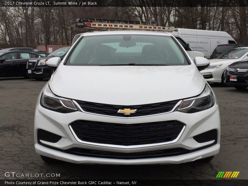 Summit White / Jet Black 2017 Chevrolet Cruze LT