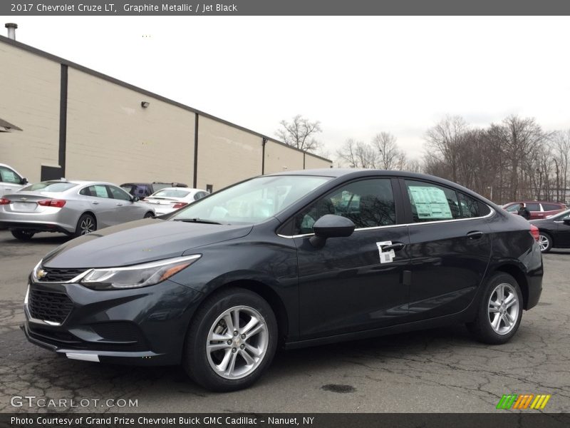 Graphite Metallic / Jet Black 2017 Chevrolet Cruze LT