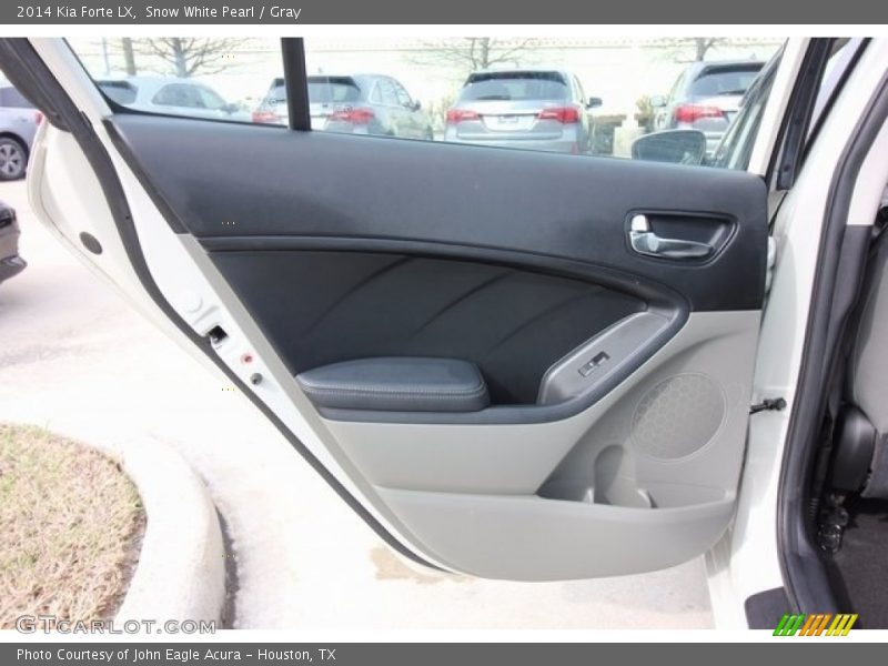 Snow White Pearl / Gray 2014 Kia Forte LX