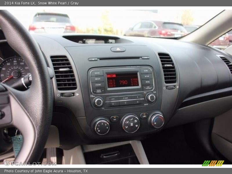 Snow White Pearl / Gray 2014 Kia Forte LX