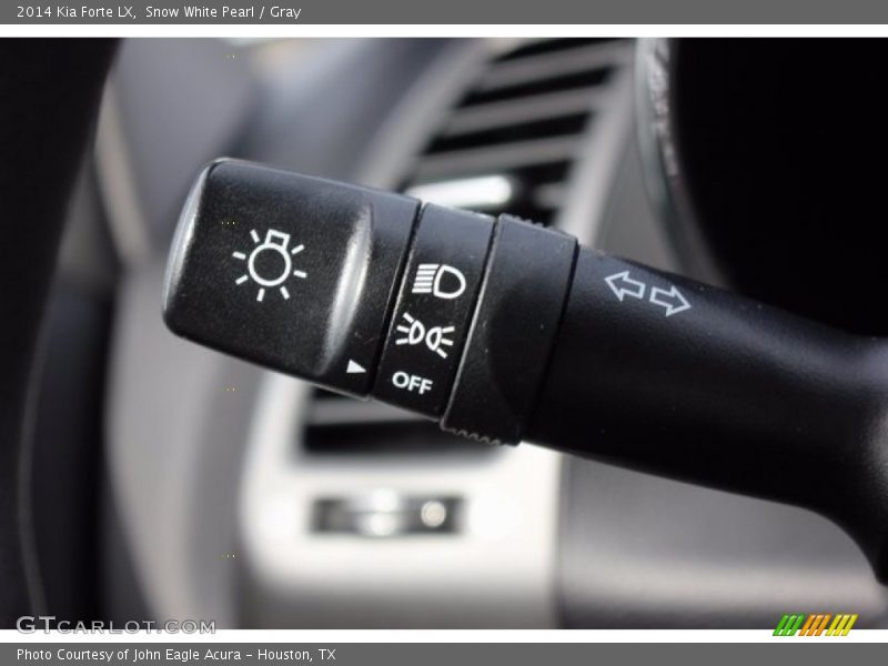 Snow White Pearl / Gray 2014 Kia Forte LX